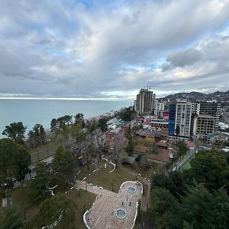 Ferienwohnung Colibri Batumi Exterior foto